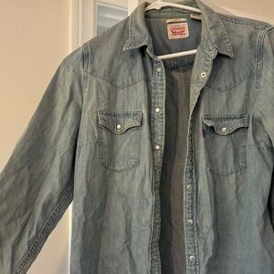 Levi’s Western style medium jean button down- Perfect condition